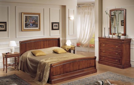 Bed 181/G, chest of drawers 182/G, mirror 183/G